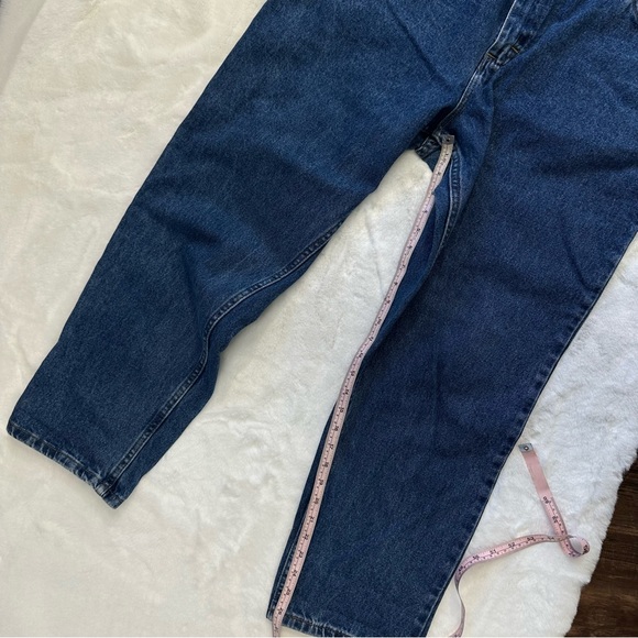 80s/90s Vintage • Dream Classic Mom Jean - Picture 9 of 12